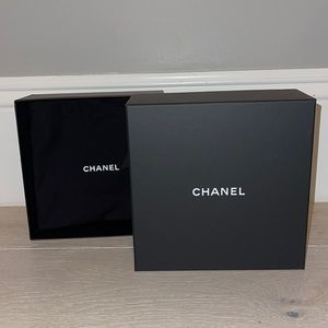 Chanel Box